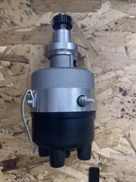 107296C91 Distributor Cub Farmall Loboy