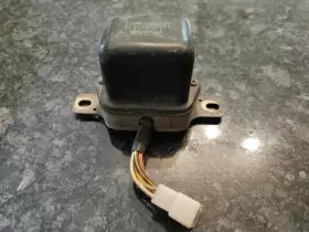 026000-3340 DENSO Voltage Regulator Volts
