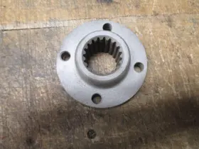 EAF6313-A FORD Jubilee Naa Front Crankshaft Hub