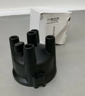 Komatsu 22162-r9006 Case Of 99 Distributor Cap