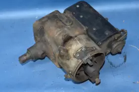 27205 Antique Distributor Coil Magneto Engine Car Tractor