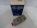 Ge 290262 Oven Control Gas Valve Km1a119, Itt General Controls, New. Fixed Price $39.67.